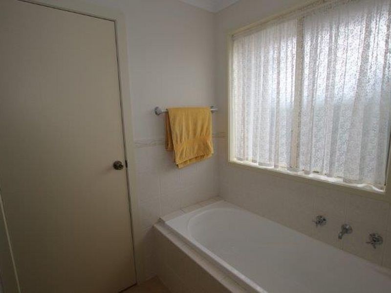 16 Ketch Court, Aldinga Beach SA 5173