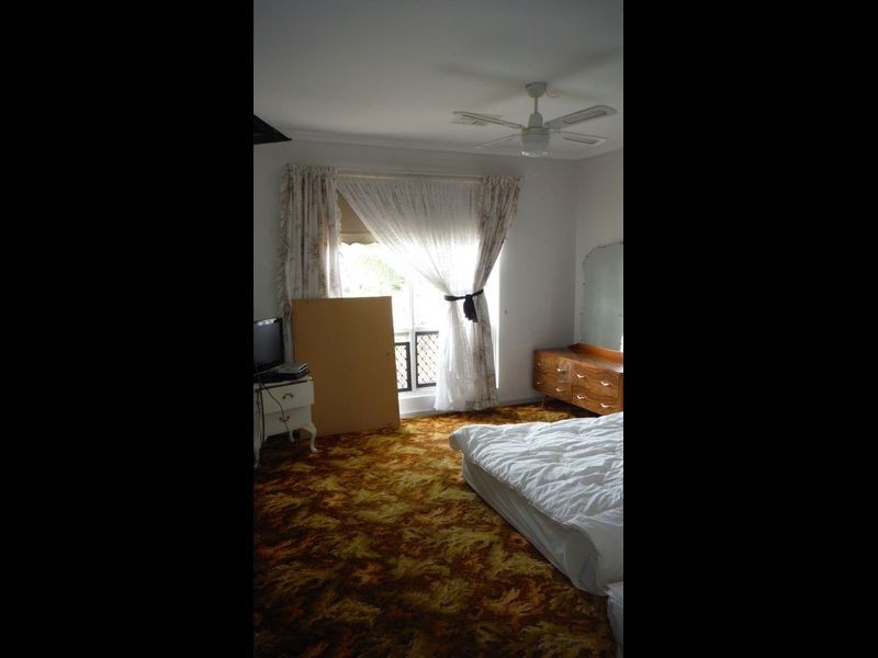 28 Pilot Crescent, Seaford Meadows SA 5169