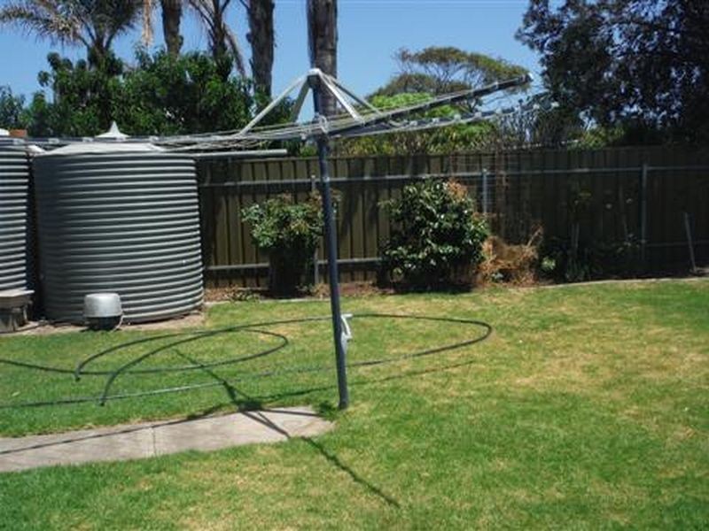 28 Pilot Crescent, Seaford Meadows SA 5169