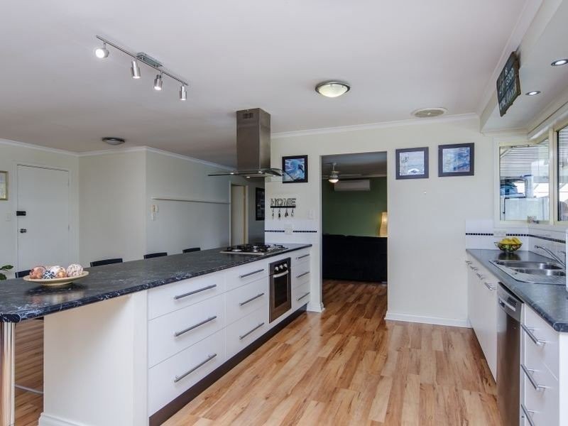 9 Humphrys Road, Aldinga Beach SA 5173