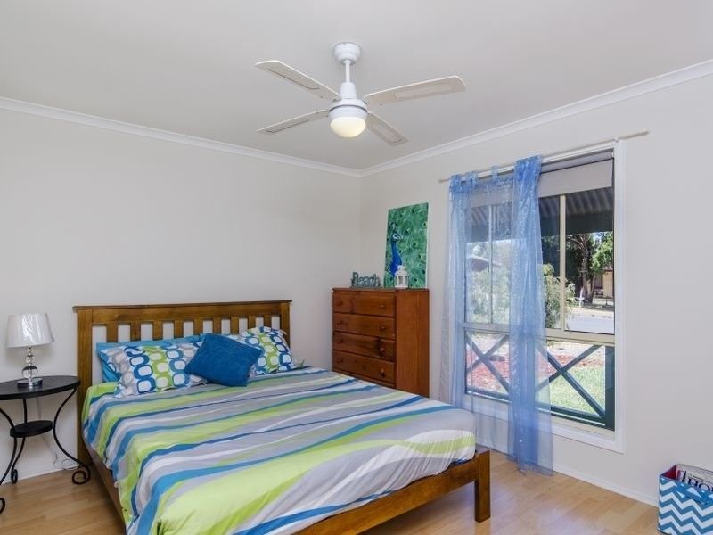 9 Humphrys Road, Aldinga Beach SA 5173
