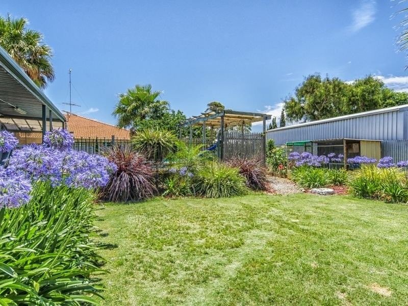 9 Humphrys Road, Aldinga Beach SA 5173