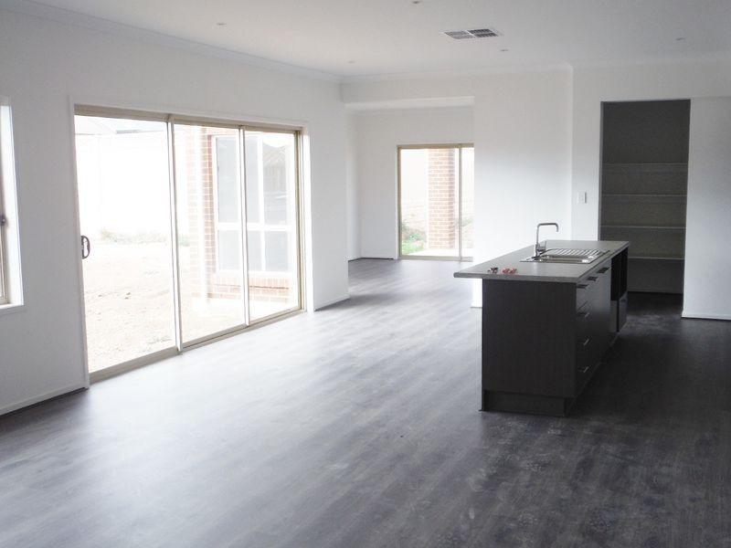 12 Cook Street, Seaford Meadows SA 5169