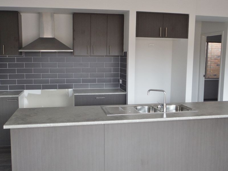 12 Cook Street, Seaford Meadows SA 5169