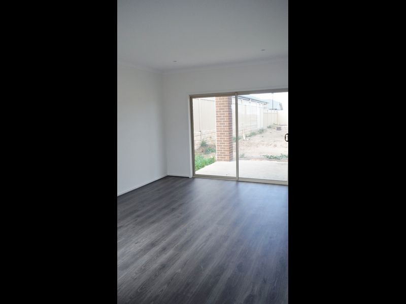 12 Cook Street, Seaford Meadows SA 5169