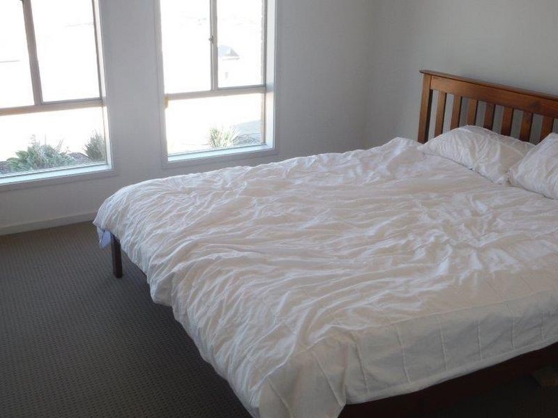 25 Rothwell Avenue, Seaford Meadows SA 5169