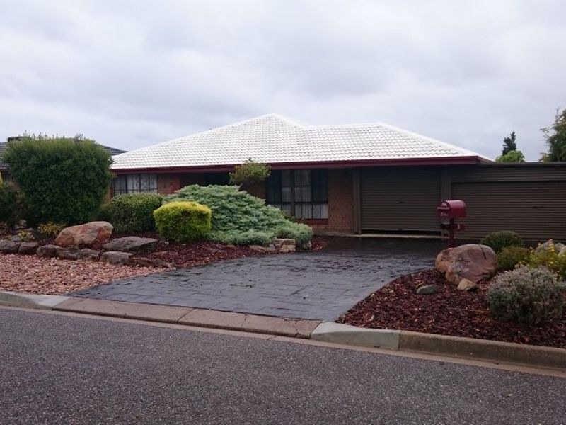 3 Shoalstone Court, Moana SA 5169