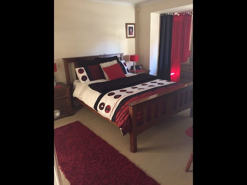 10 Yeltana Avenue, Huntfield Heights SA 5163