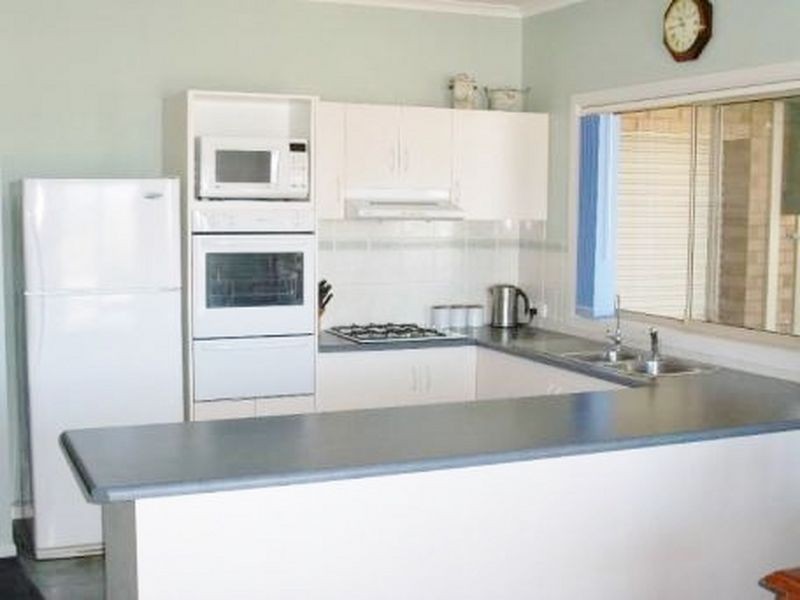 13 Harbour Drive, Seaford Rise SA 5169