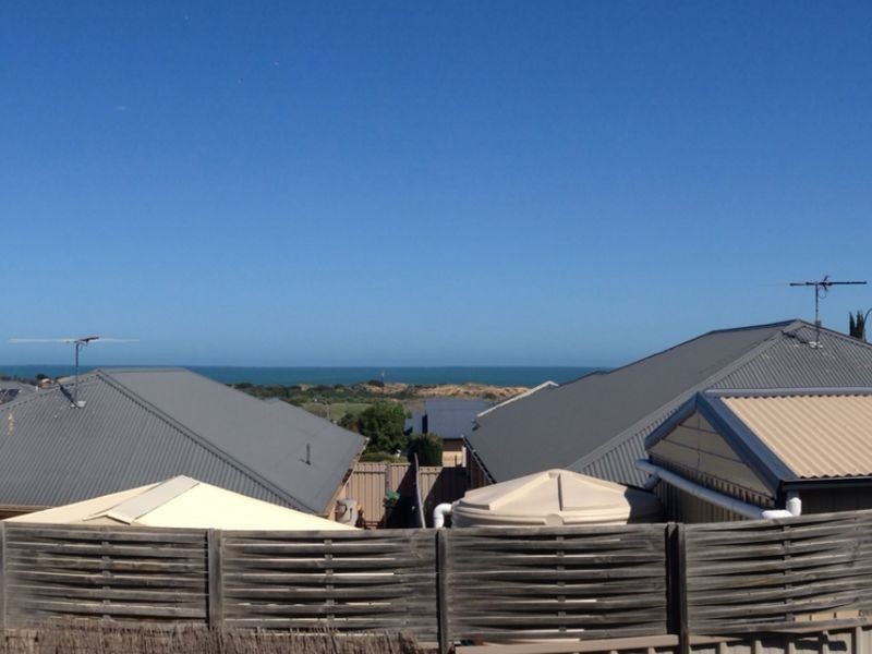13 Harbour Drive, Seaford Rise SA 5169