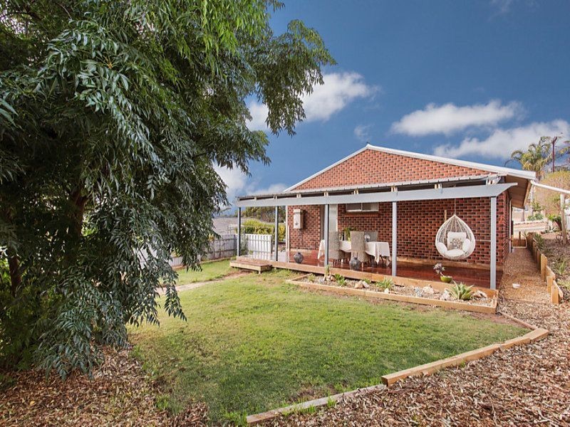 11 Domain Steet, Moana SA 5169