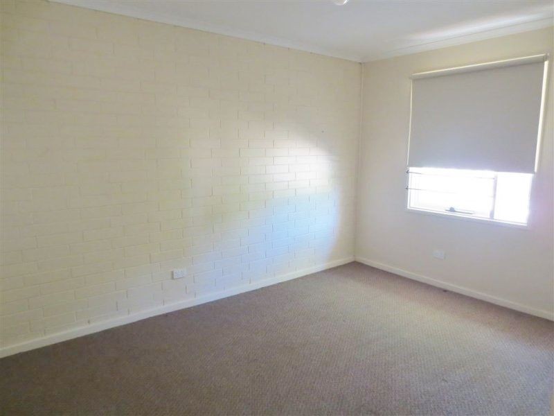 2 Fonda Court, Christie Downs SA 5164