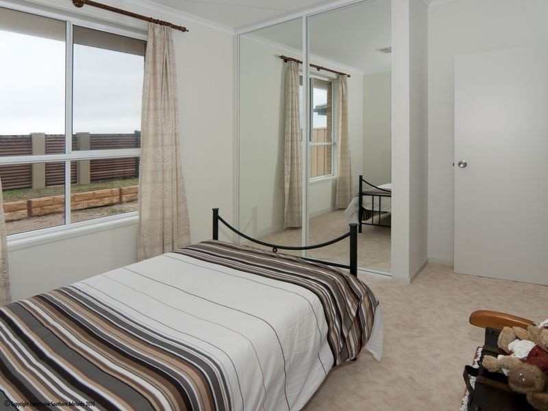 9 Knoll Avenue, Aldinga Beach SA 5173