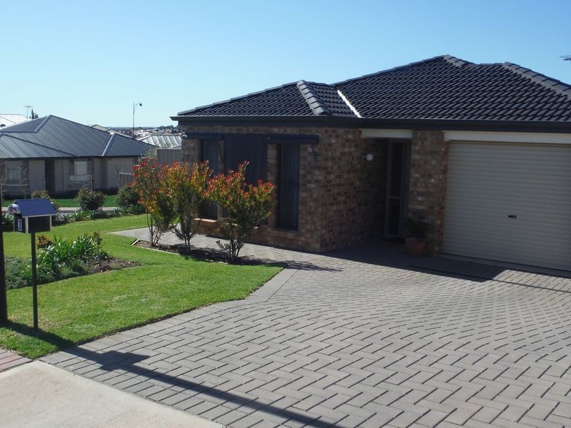 3 Busselton Road, Seaford Rise SA 5169