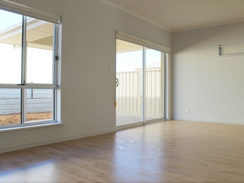 50 Marston Drive, Morphett Vale SA 5162