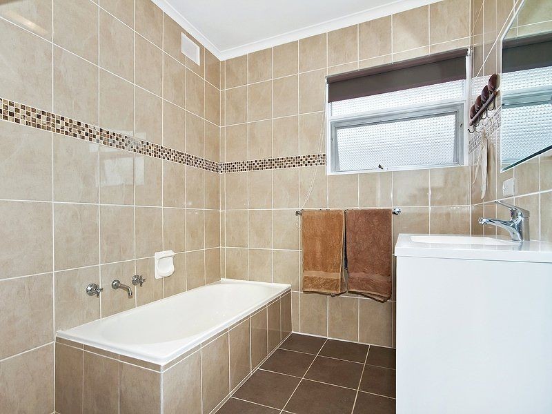 16 Seaview Street, Aldinga Beach SA 5173