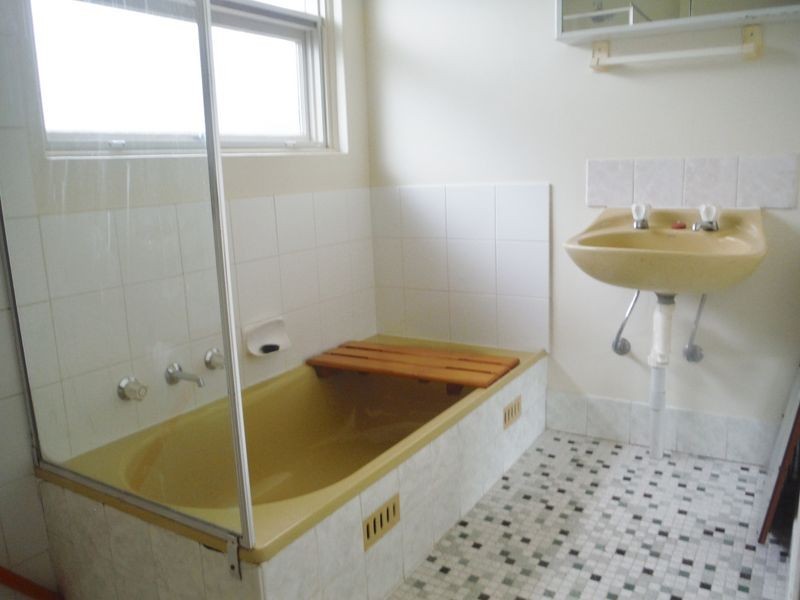 14 Susan Road, Hackham SA 5163