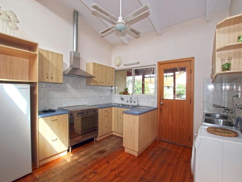 18 Irving Road, Aldinga Beach SA 5173