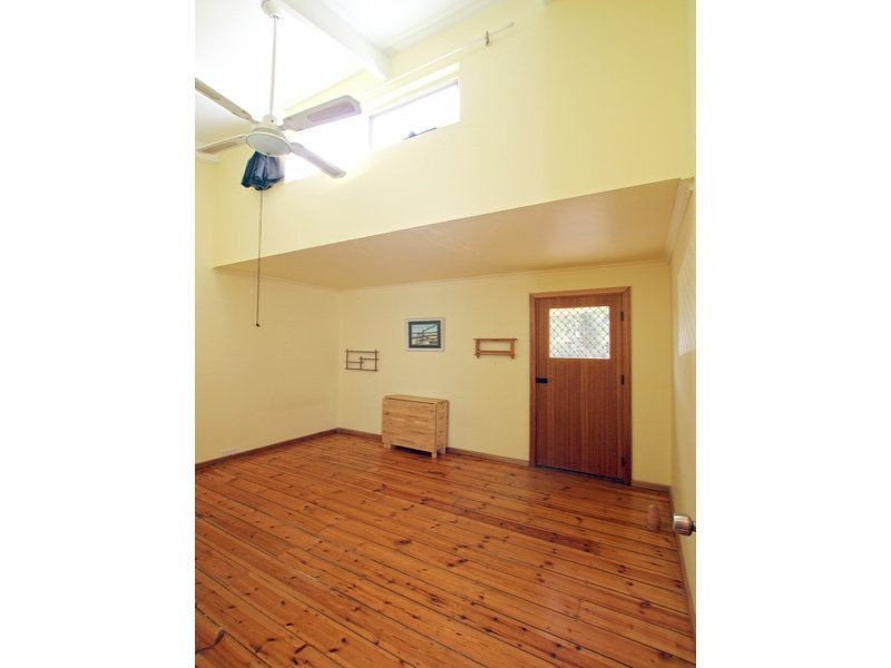 18 Irving Road, Aldinga Beach SA 5173