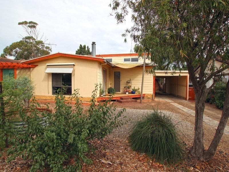 18 Irving Road, Aldinga Beach SA 5173