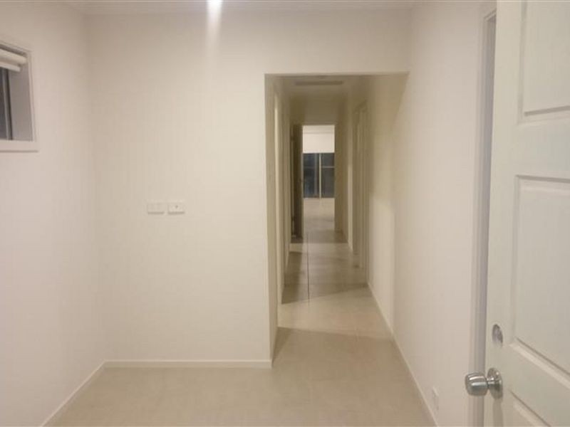 7 Rainbow Lane, Woodcroft SA 5162