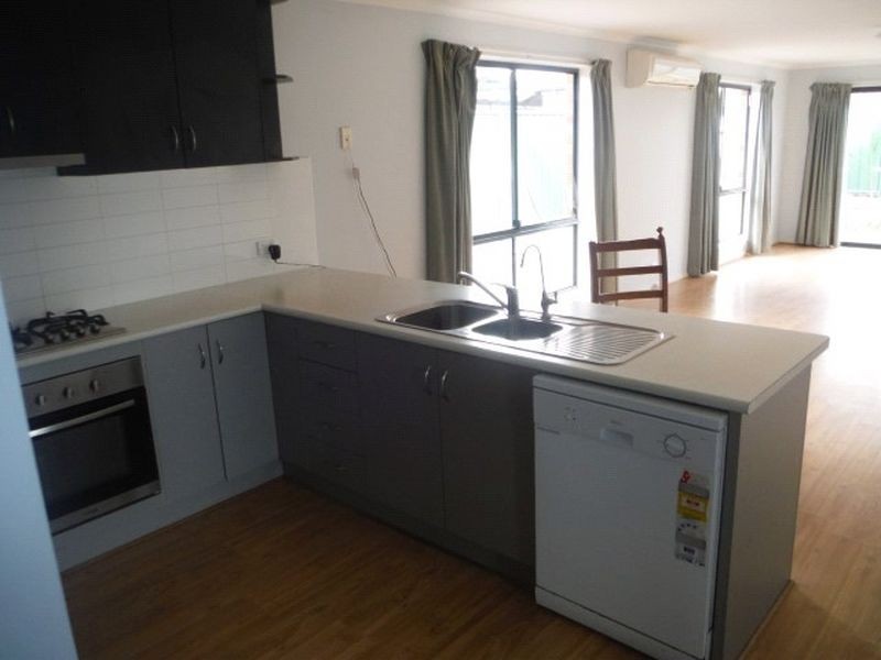 9 Moss Court, Aldinga Beach SA 5173