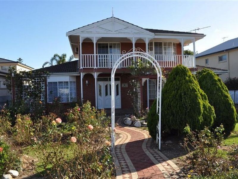 2 Hamilton Road, Aldinga Beach SA 5173