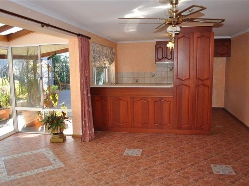 2 Hamilton Road, Aldinga Beach SA 5173