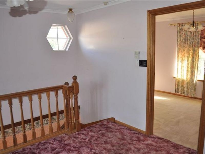 2 Hamilton Road, Aldinga Beach SA 5173