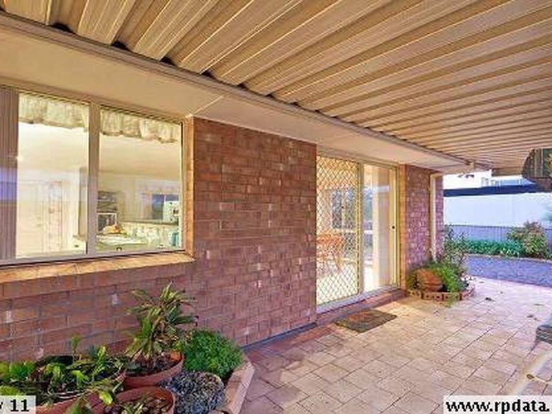 12 Paignton Close, Moana SA 5169