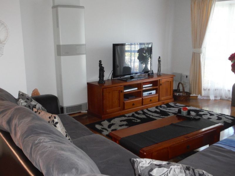 16 Pitcairn Circuit, Seaford Rise SA 5169