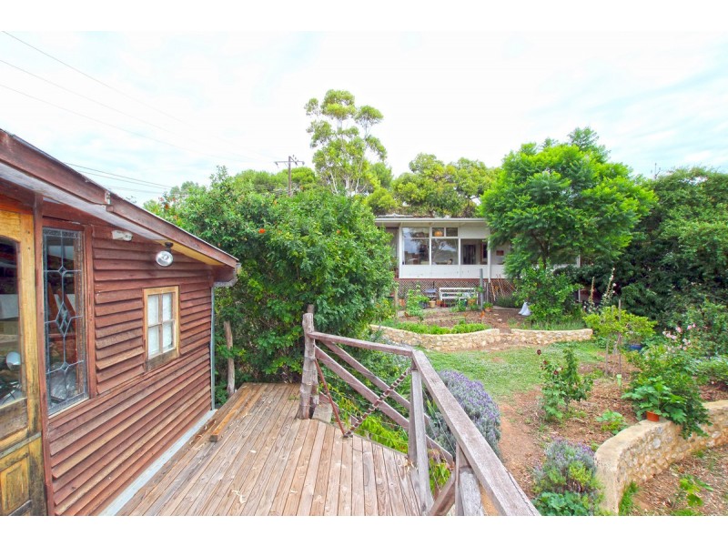 39 Port Road, Port Willunga SA 5173