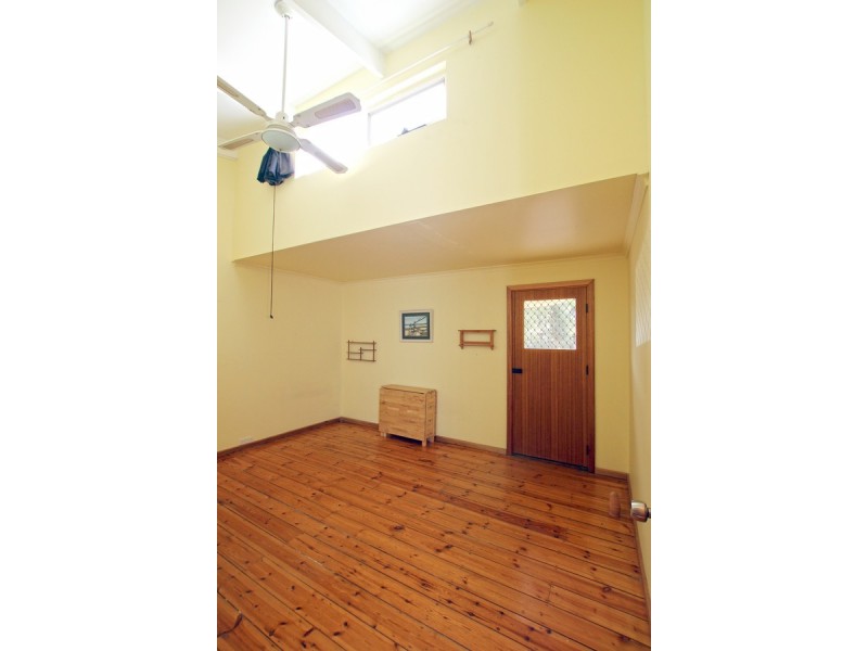18 Irving Road, Aldinga Beach SA 5173
