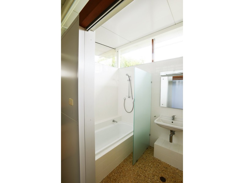 2A McDonald Avenue, Aldinga Beach SA 5173