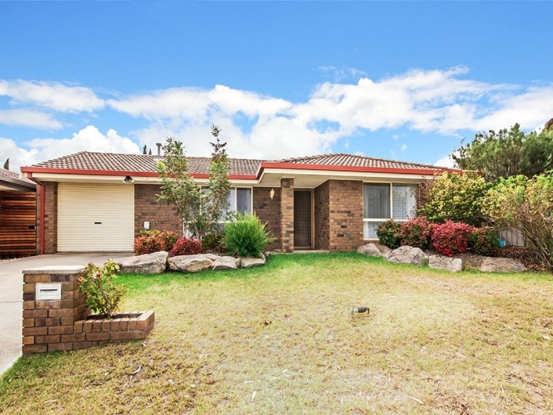 11 Cove Circuit, Seaford Rise SA 5169