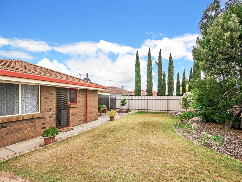 11 Cove Circuit, Seaford Rise SA 5169