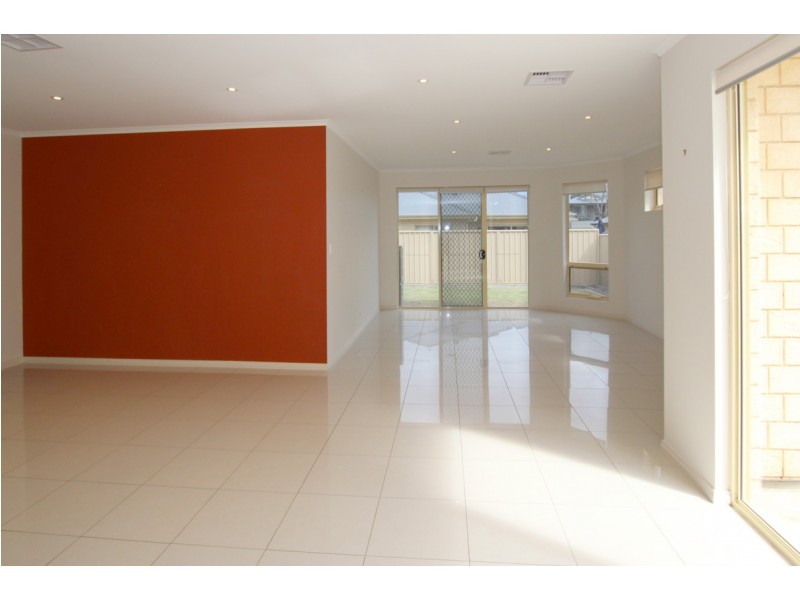 13 Kipsy Street, Aldinga Beach SA 5173