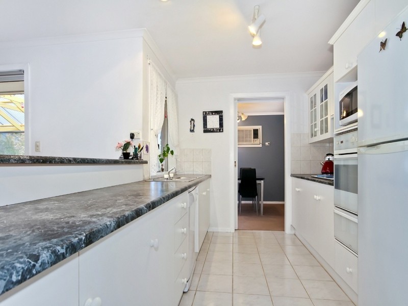 32 Dalkeith Road, Seaford Rise SA 5169