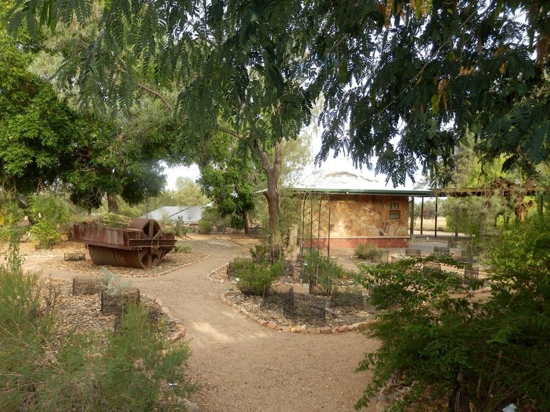 107 Heath Road, Alice Springs NT 0870
