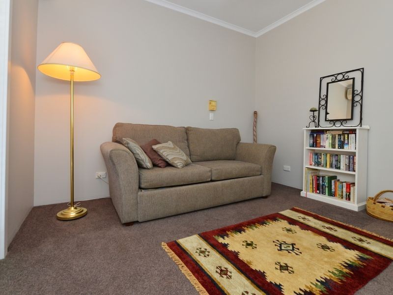 37 Hillside Gardens, Alice Springs NT 0870