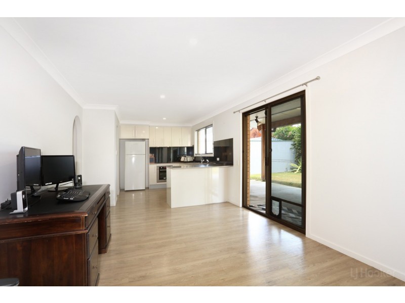 6 Glass Court, Sadadeen NT 0870