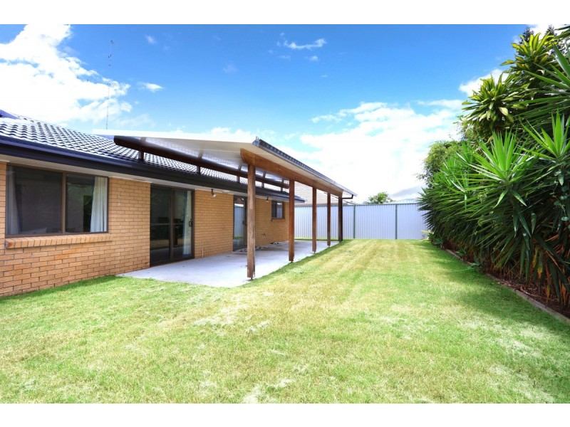 6 Glass Court, Sadadeen NT 0870