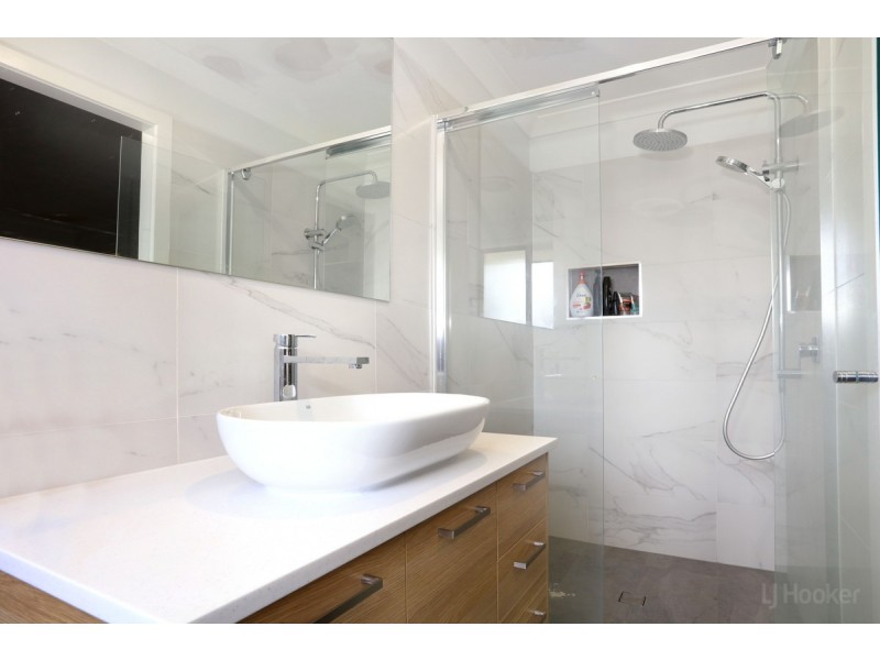 6 Glass Court, Sadadeen NT 0870