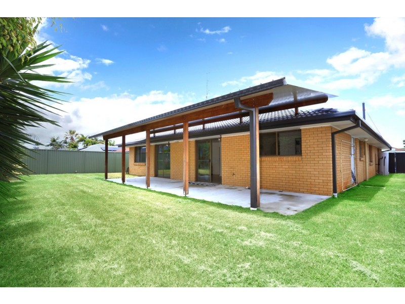 6 Glass Court, Sadadeen NT 0870