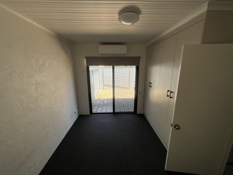 Unit 2/1 Aneura Place, Sadadeen NT 0870