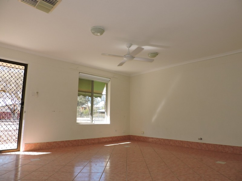 24 Hibiscus Street, East Side NT 0870
