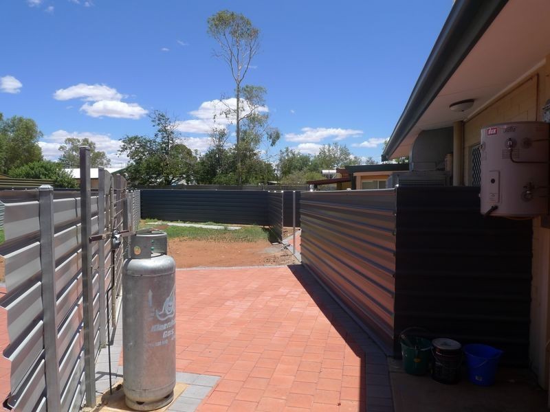 Unit 2/13 Gason Street, Gillen NT 0870