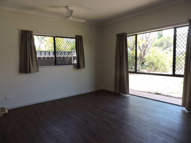 42 Eagle Court, Desert Springs NT 0870