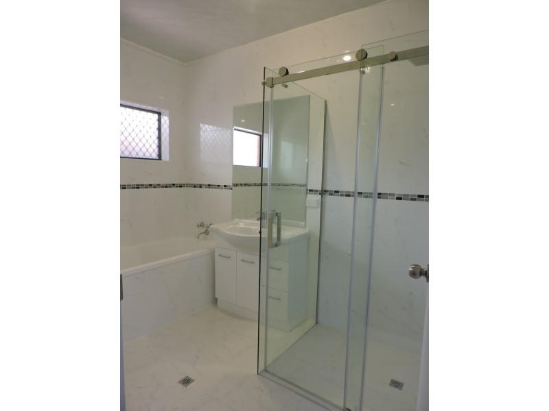 42 Eagle Court, Desert Springs NT 0870