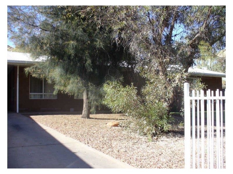 22 Gilbert Place, Larapinta NT 0875